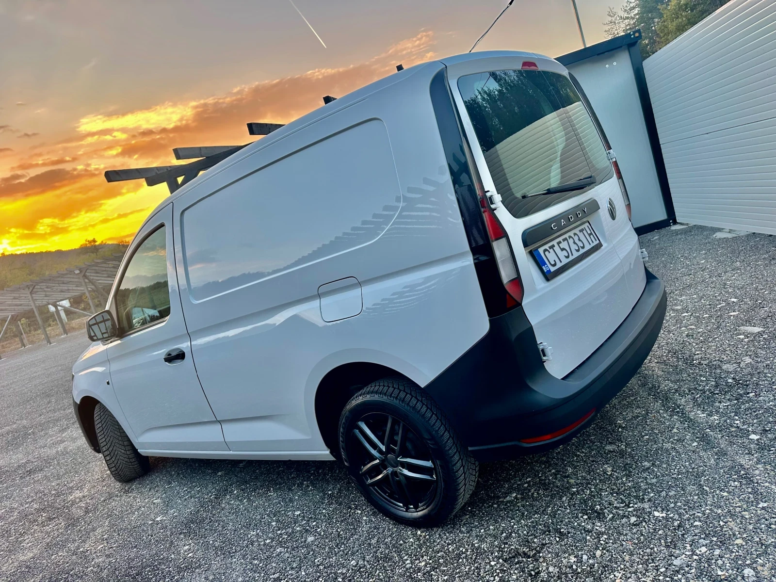 VW Caddy 2.0TDI* 150к.с.* REALNI KN*  - изображение 6