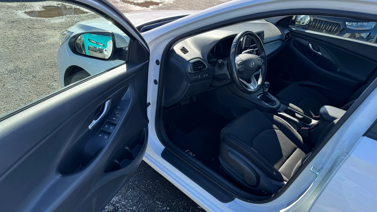 Hyundai I30 SW 1.4i Автоматик, Внос ШВЕЙЦАРИЯ!PDC, LED, LDA, Т - изображение 9