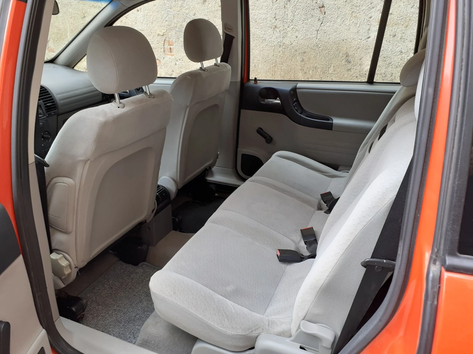 Opel Zafira 1, 6, снимка 8 - Автомобили и джипове - 53952739