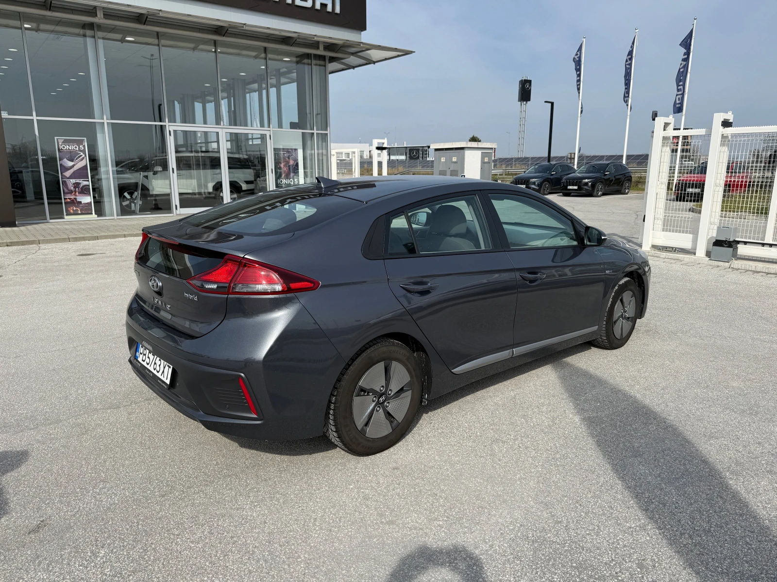 Hyundai Ioniq, снимка 4 - Автомобили и джипове - 54009886
