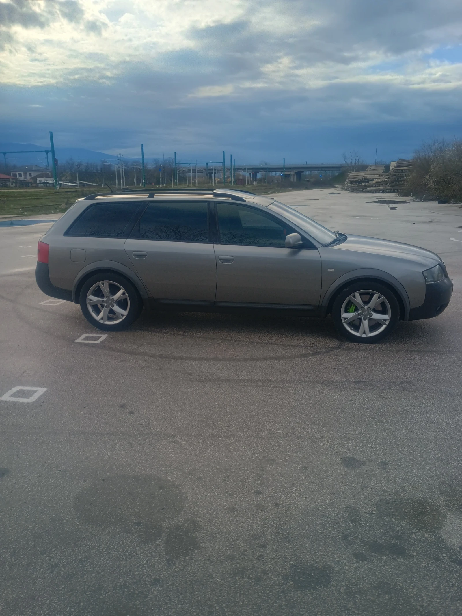 Audi A6 Allroad 2.7 би турбо, снимка 3 - Автомобили и джипове - 54093644