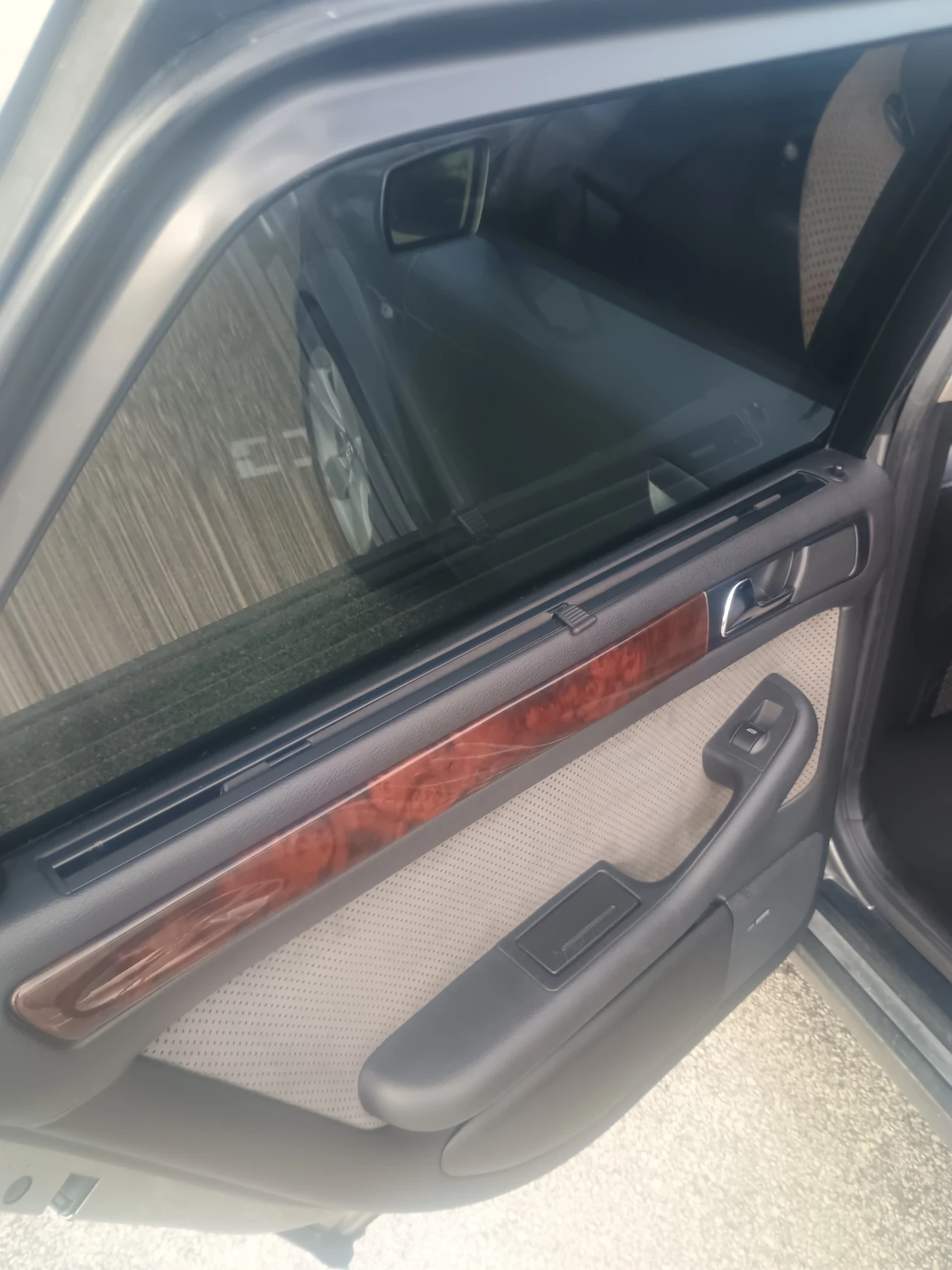 Audi A6 Allroad 2.7 би турбо, снимка 16 - Автомобили и джипове - 54093644