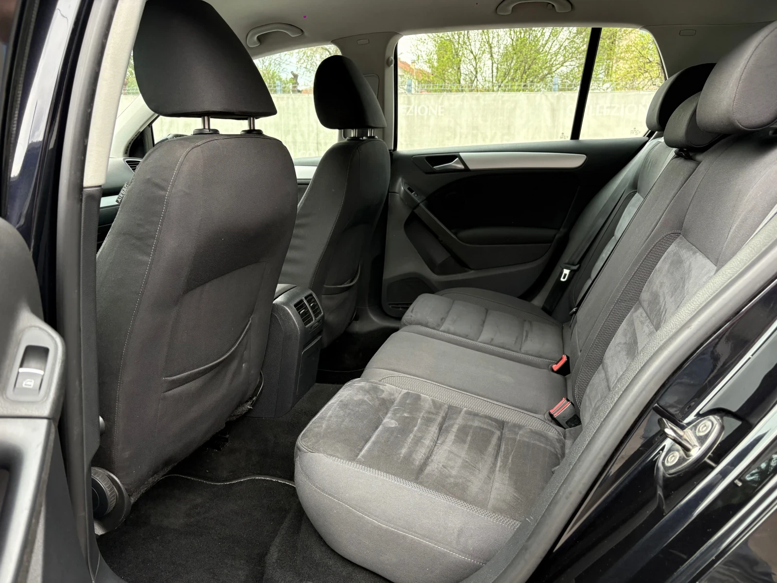 VW Golf VI, 2.0TD, 140hp, снимка 11 - Автомобили и джипове - 54361634