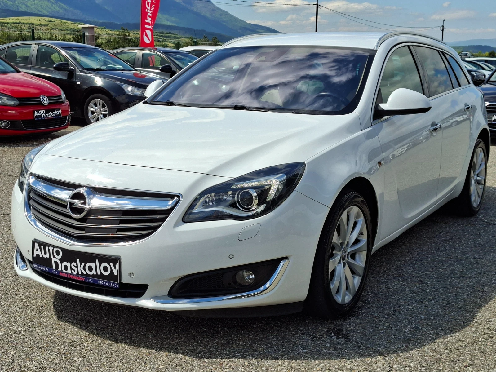 Opel Insignia 2, 0 cdti 4X, снимка 9 - Автомобили и джипове - 54387800