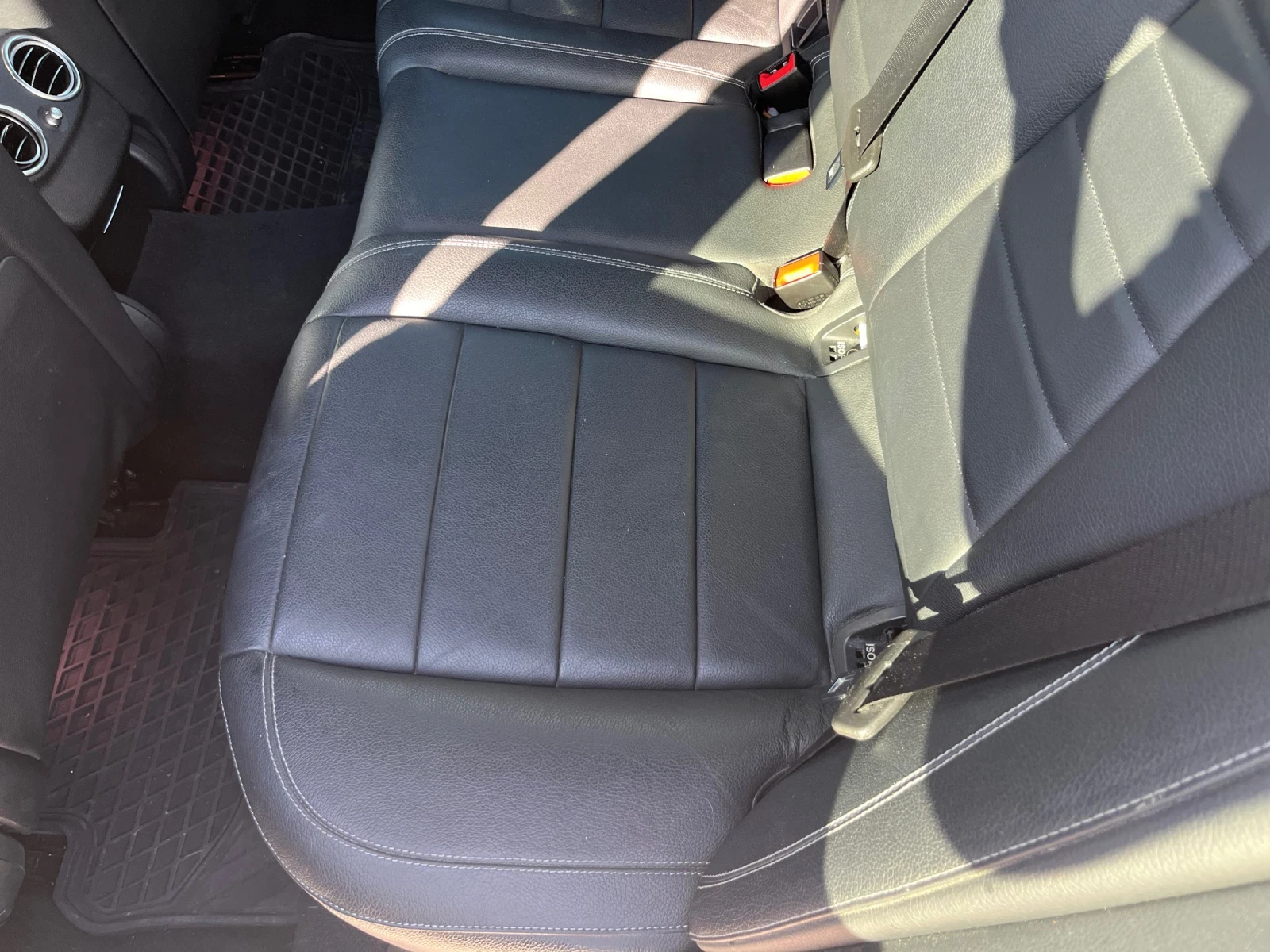 Mercedes-Benz E 400 Е400, снимка 8 - Автомобили и джипове - 54415907