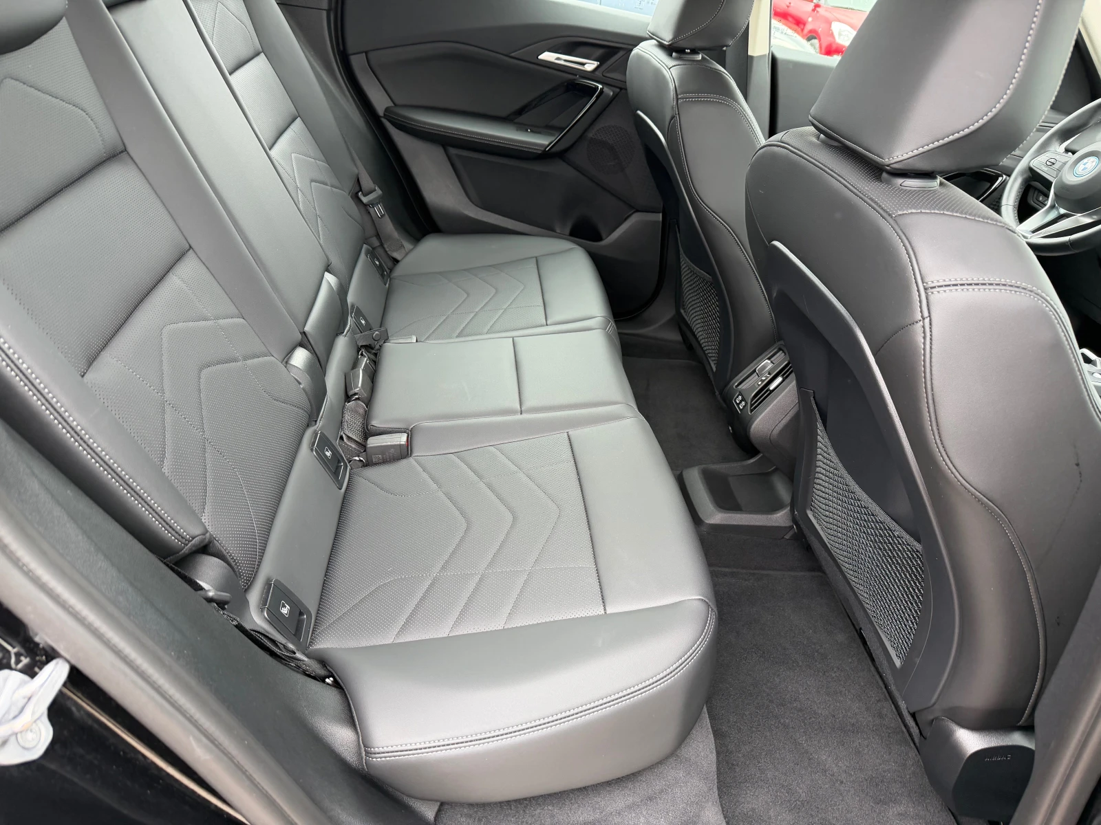 BMW iX1 eDrive20 (���� ����) | Mobile.bg � ����������� 13