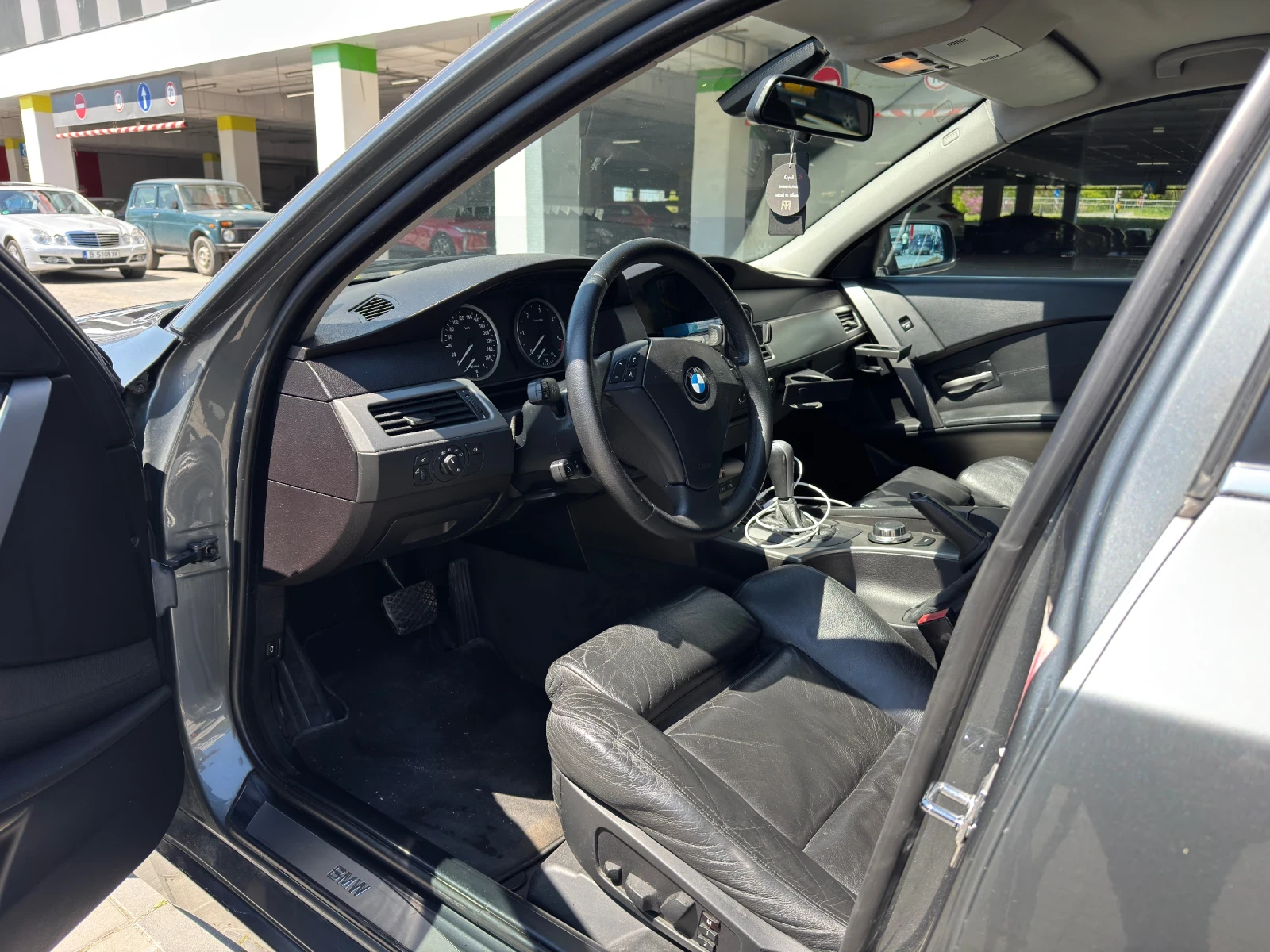 BMW 525, снимка 8 - Автомобили и джипове - 54643984