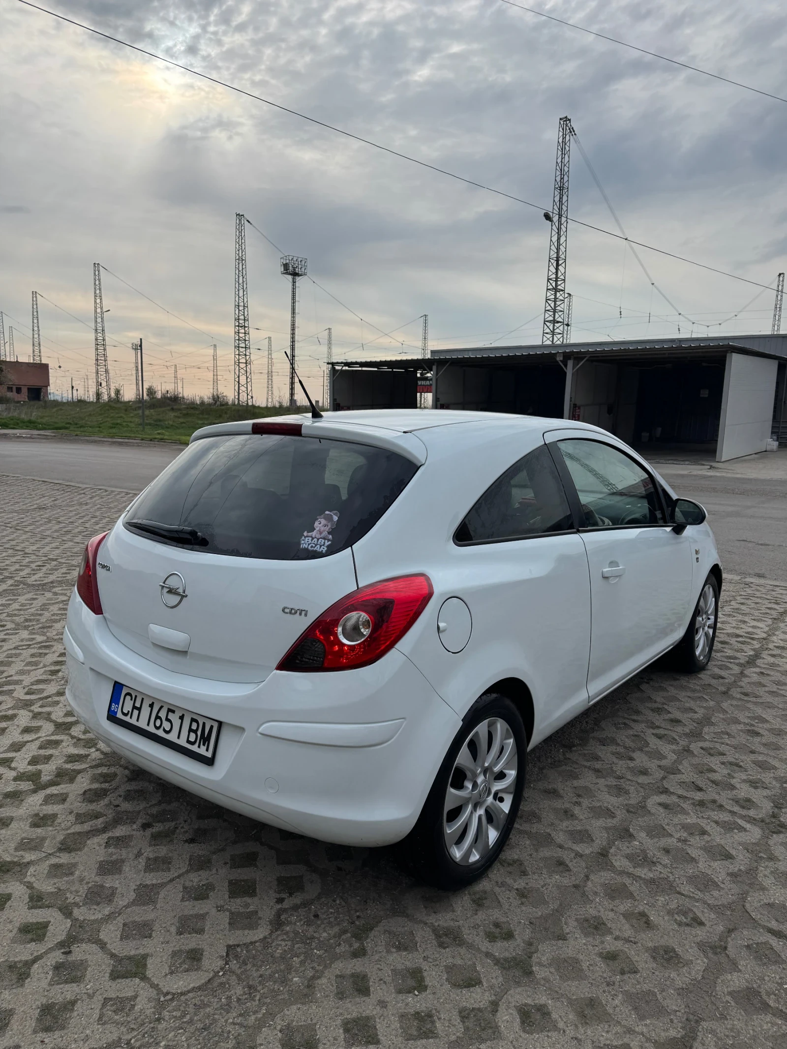 Opel Corsa 1.3 CDTI, снимка 5 - Автомобили и джипове - 54758602