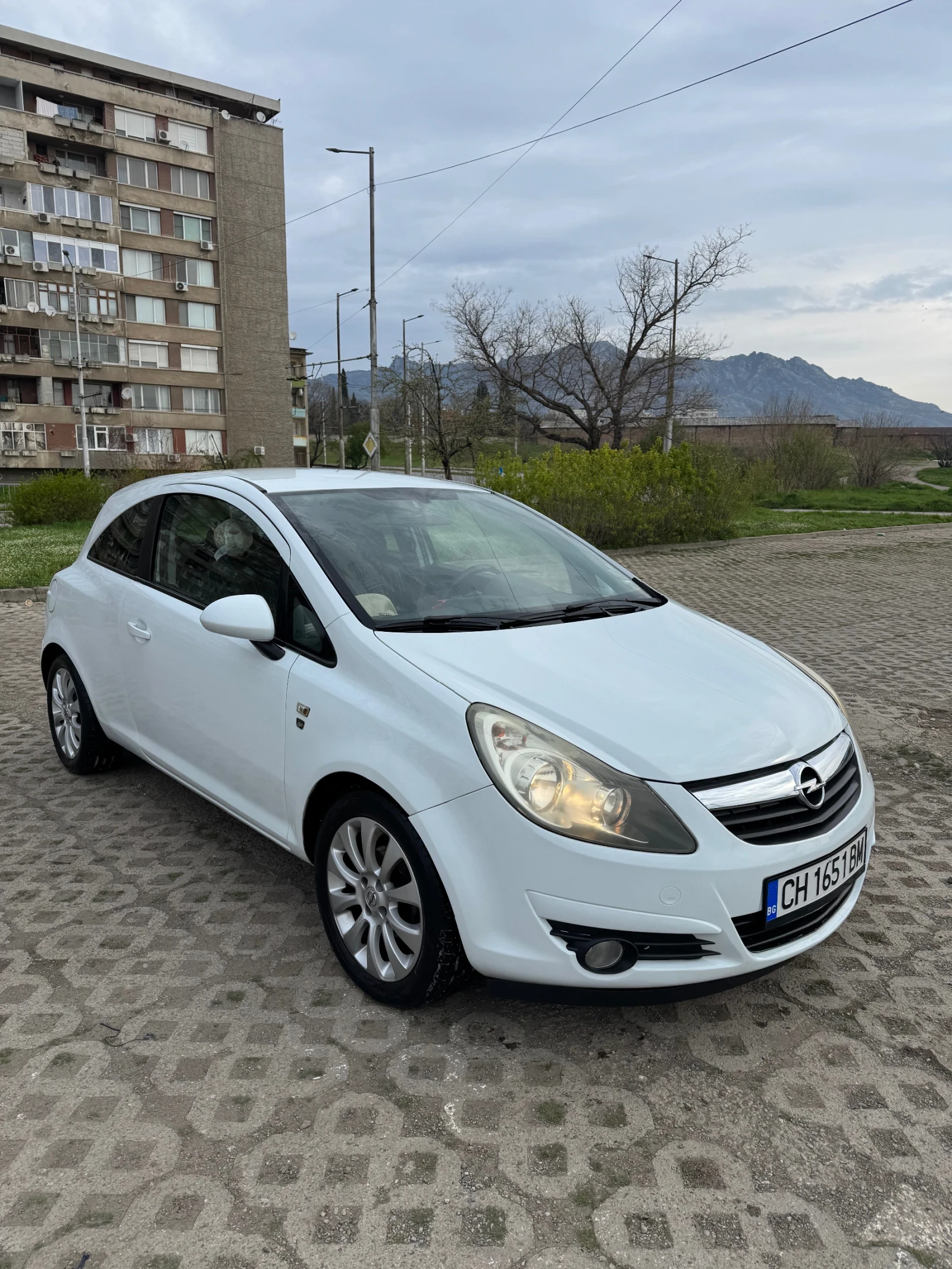 Opel Corsa 1.3 CDTI, снимка 3 - Автомобили и джипове - 54758602