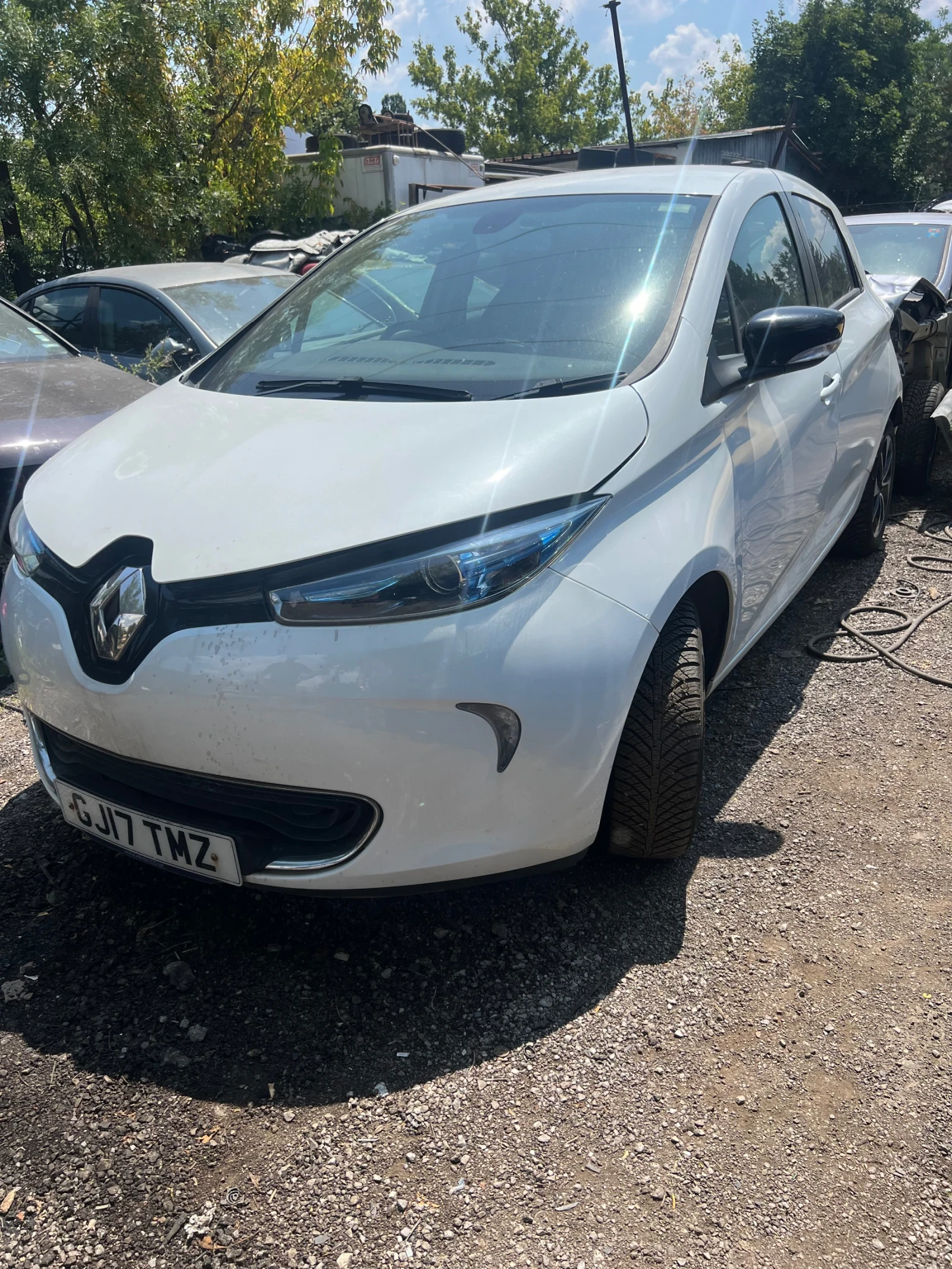 Renault Zoe 110 , снимка 2 - Автомобили и джипове - 55585003
