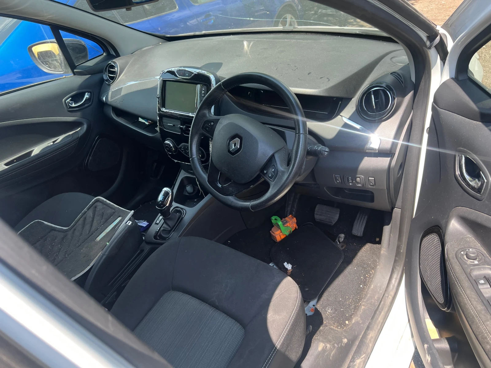 Renault Zoe 110 , снимка 6 - Автомобили и джипове - 55585003