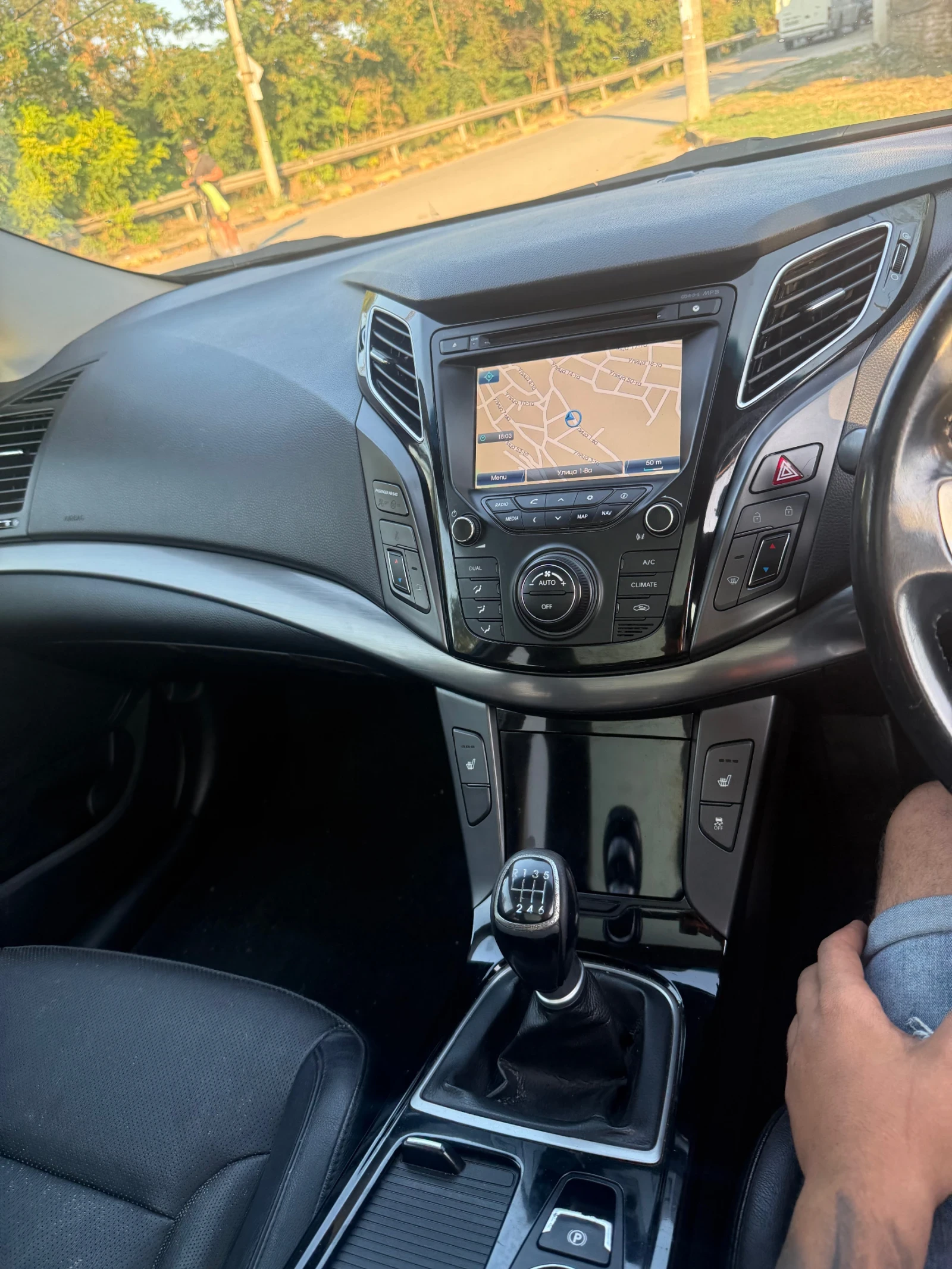 Hyundai I40 1.7, снимка 11 - Автомобили и джипове - 55722784