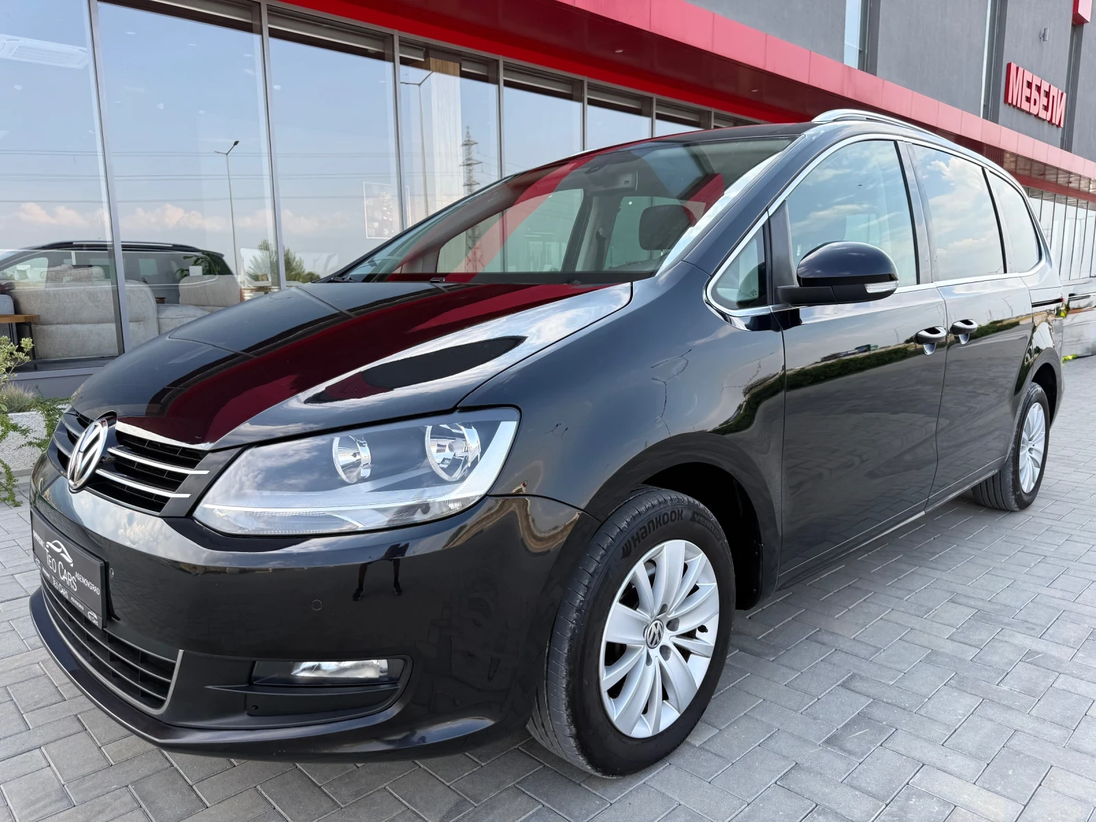 VW Sharan 2.0 TDI 140к.с 6+ 1 / NAVI / DSG / FULL SERVICE