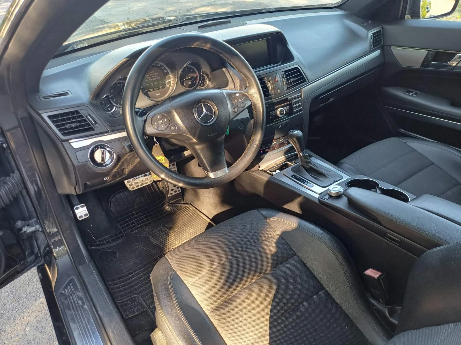 Mercedes-Benz E 250 CDI Coupe Avantgarde, снимка 10 - Автомобили и джипове - 56161435