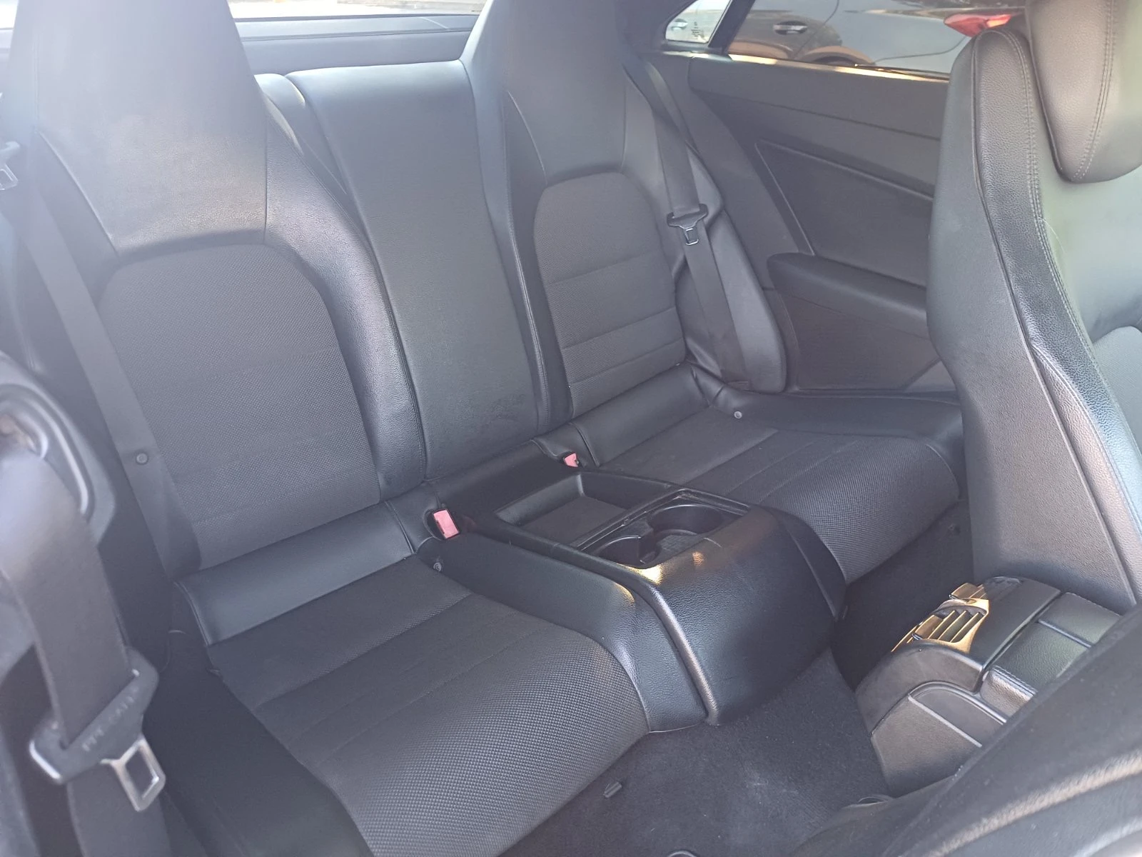 Mercedes-Benz E 250 CDI Coupe Avantgarde, снимка 14 - Автомобили и джипове - 56161435
