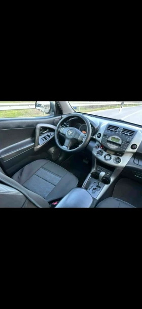Toyota Rav4 2.0 Автоматик 4х4 , снимка 11