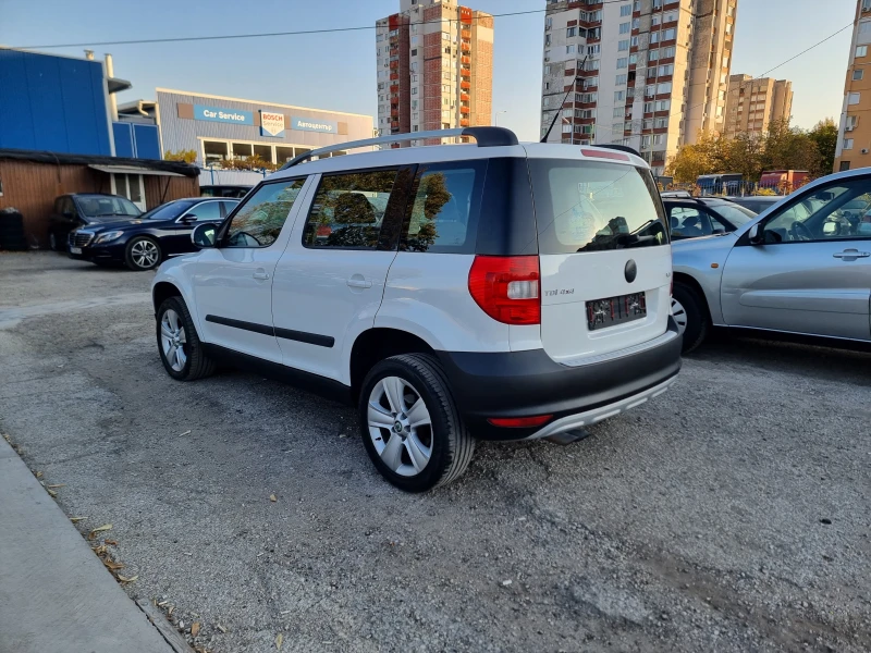 Skoda Yeti 2.0TDI , снимка 4 - Автомобили и джипове - 47846605