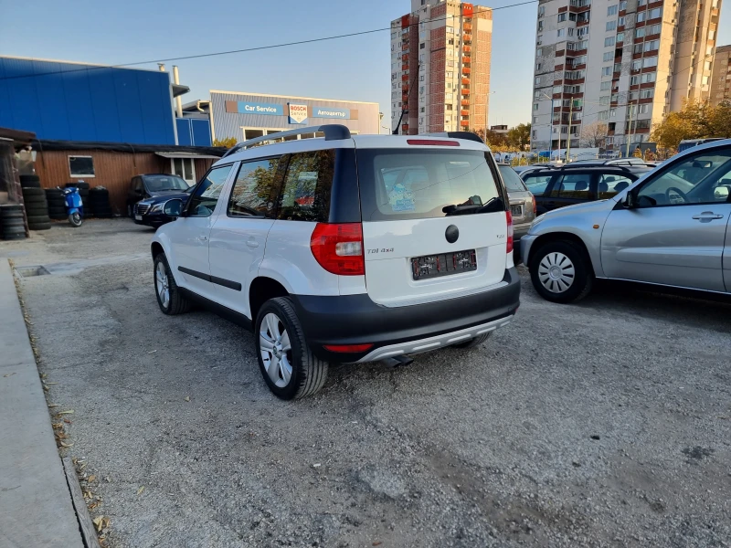 Skoda Yeti 2.0TDI , снимка 5 - Автомобили и джипове - 47846605