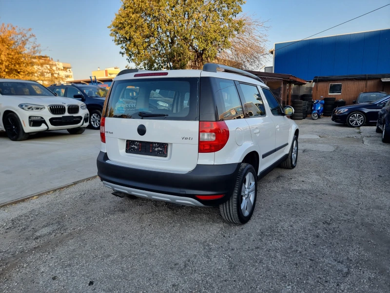 Skoda Yeti 2.0TDI , снимка 6 - Автомобили и джипове - 47846605