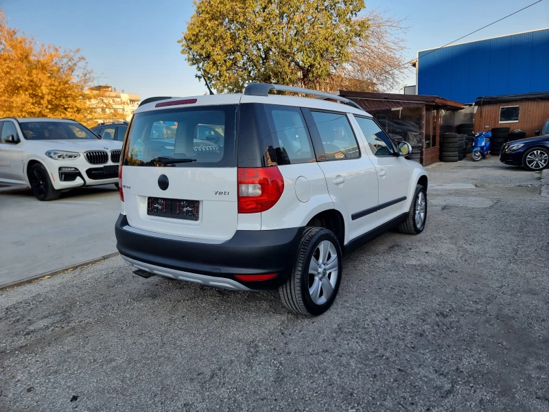 Skoda Yeti 2.0TDI , снимка 7 - Автомобили и джипове - 47846605