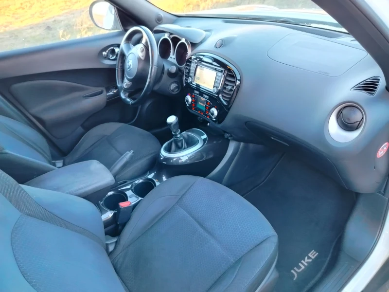 Nissan Juke, снимка 9 - Автомобили и джипове - 48091771