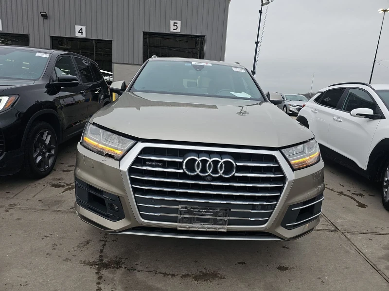 Audi Q7, снимка 1 - Автомобили и джипове - 49225865