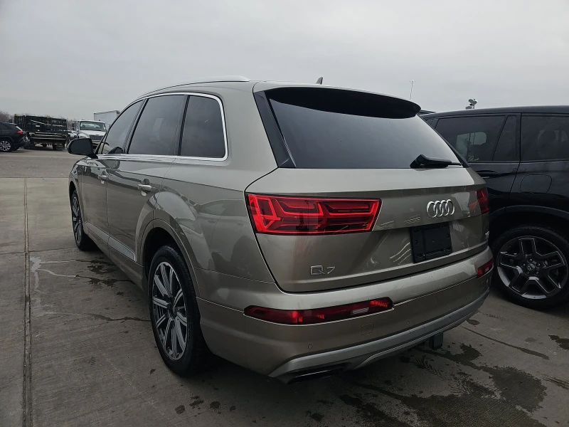 Audi Q7, снимка 5 - Автомобили и джипове - 49225865