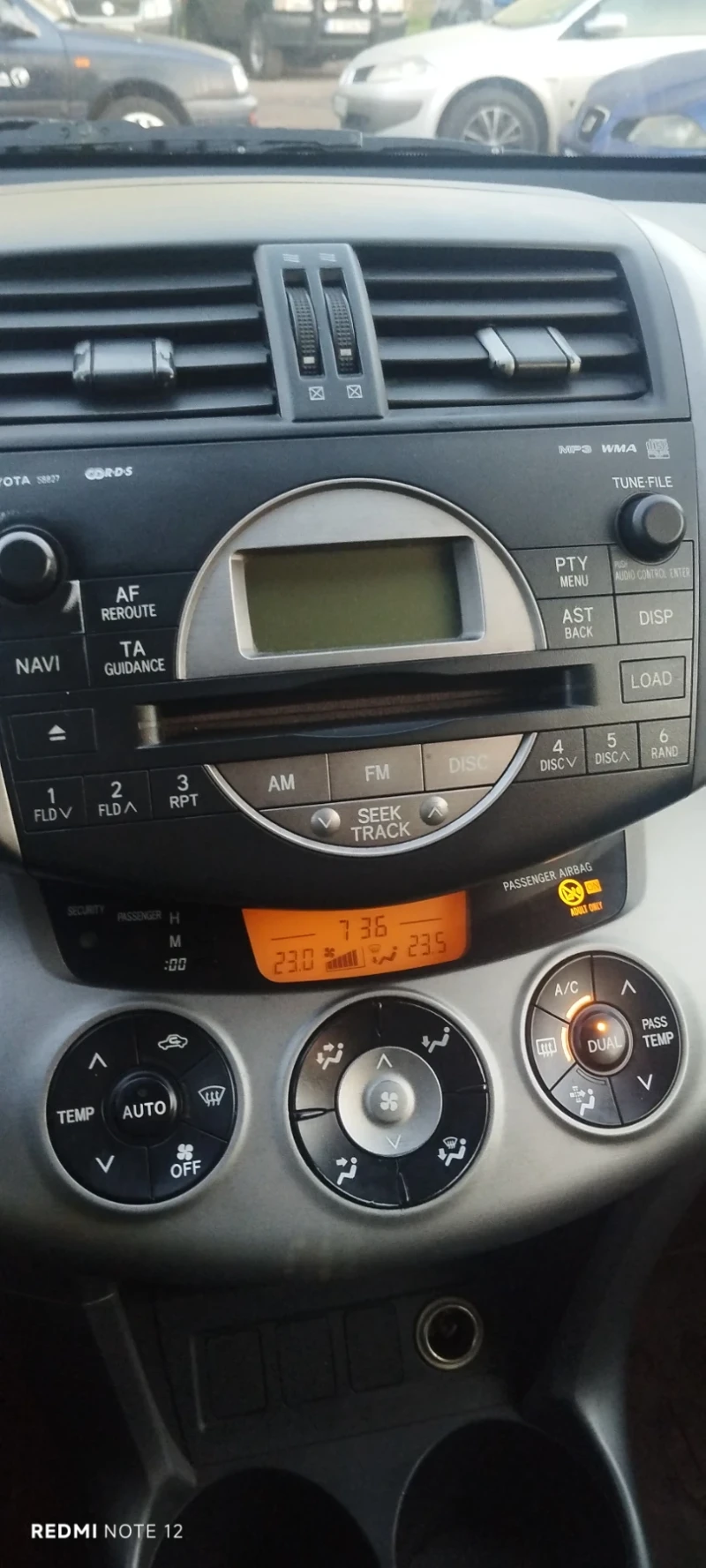 Toyota Rav4, снимка 13 - Автомобили и джипове - 52691559