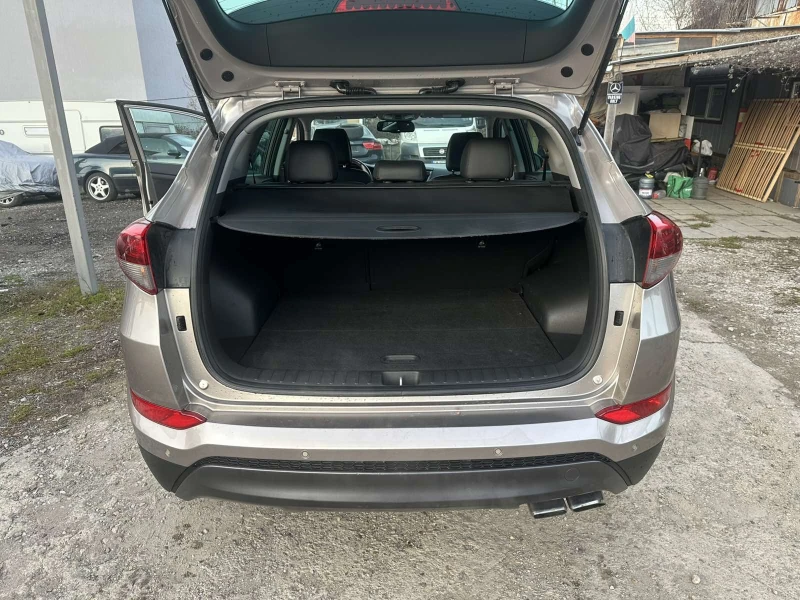 Hyundai Tucson 1.6T-GDI 4X4 Aвтоматик Бартер, снимка 13 - Автомобили и джипове - 52839530