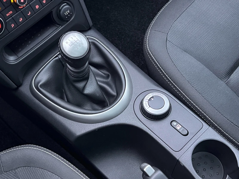 Nissan Qashqai 2.0dCi 4x4 N-TEC ПРОЧЕТИ ОПИСАНИЕТО, снимка 10 - Автомобили и джипове - 53434228