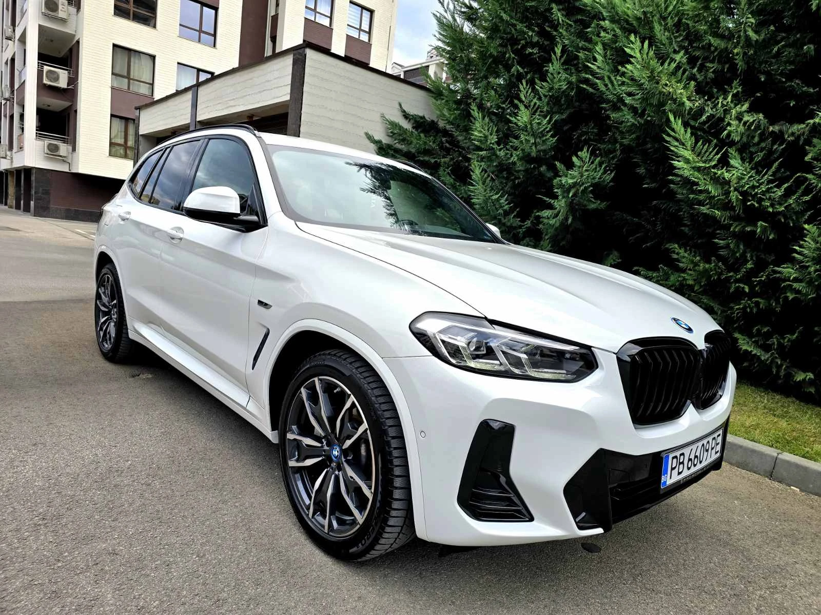 BMW X3 FACE XDRIVE 30E PLUG-IN XYBRID M SPORT - изображение 3
