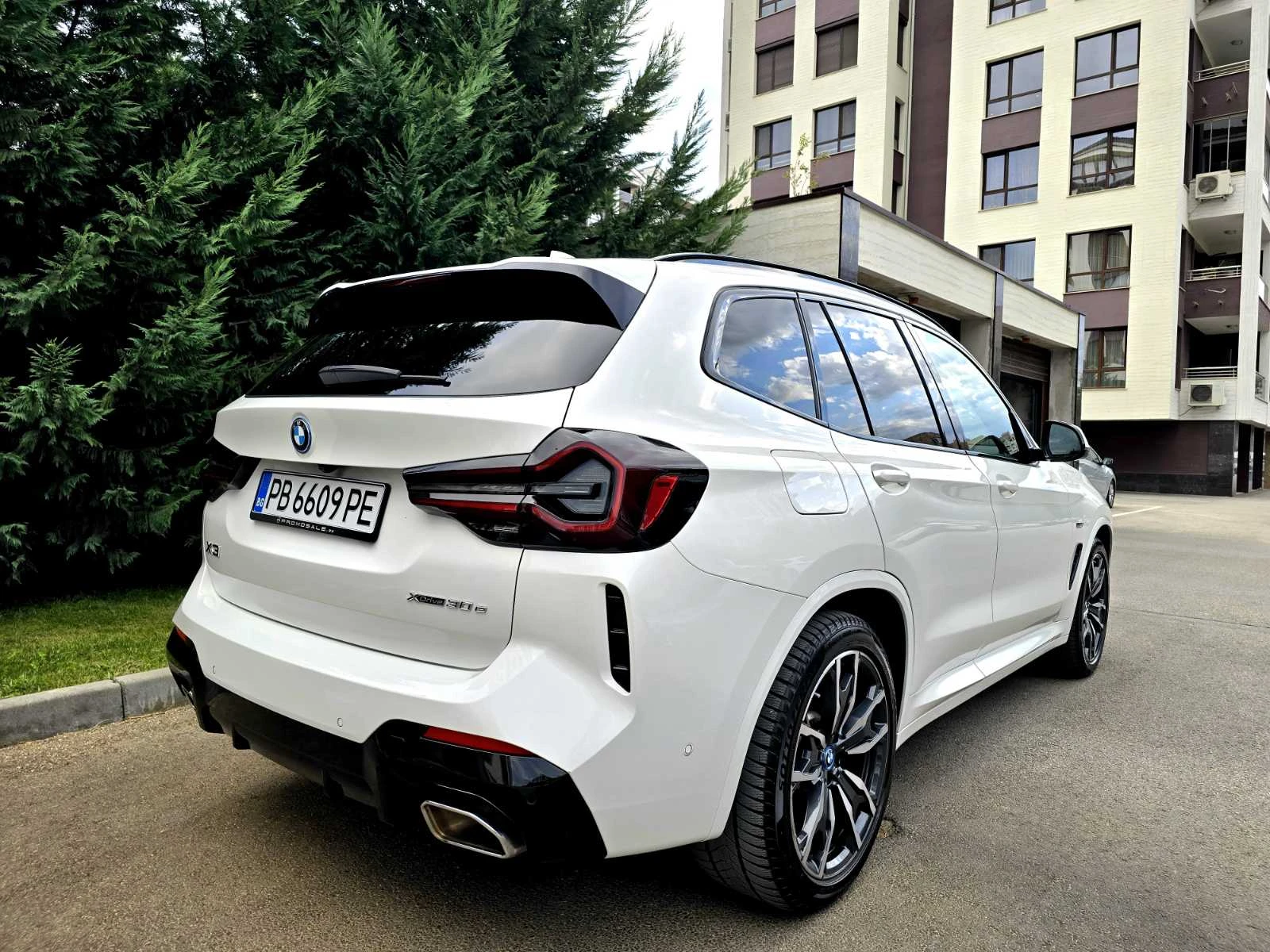 BMW X3 FACE XDRIVE 30E PLUG-IN XYBRID M SPORT - изображение 5