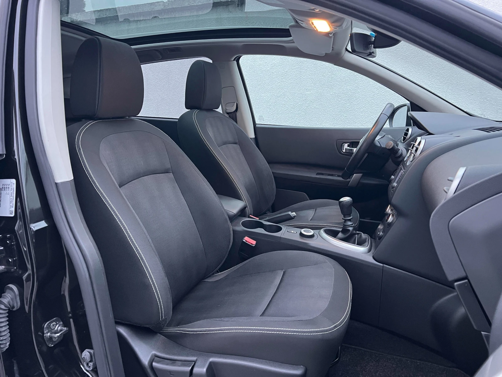 Nissan Qashqai 2.0dCi 4x4 N-TEC ������� ���������� | Mobile.bg � ����������� 11