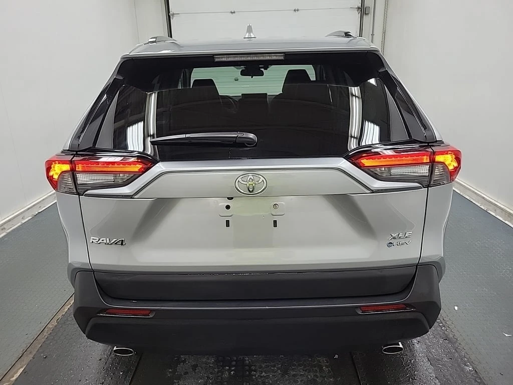 Toyota Rav4 HYBRID XLE  CARFAX - изображение 6