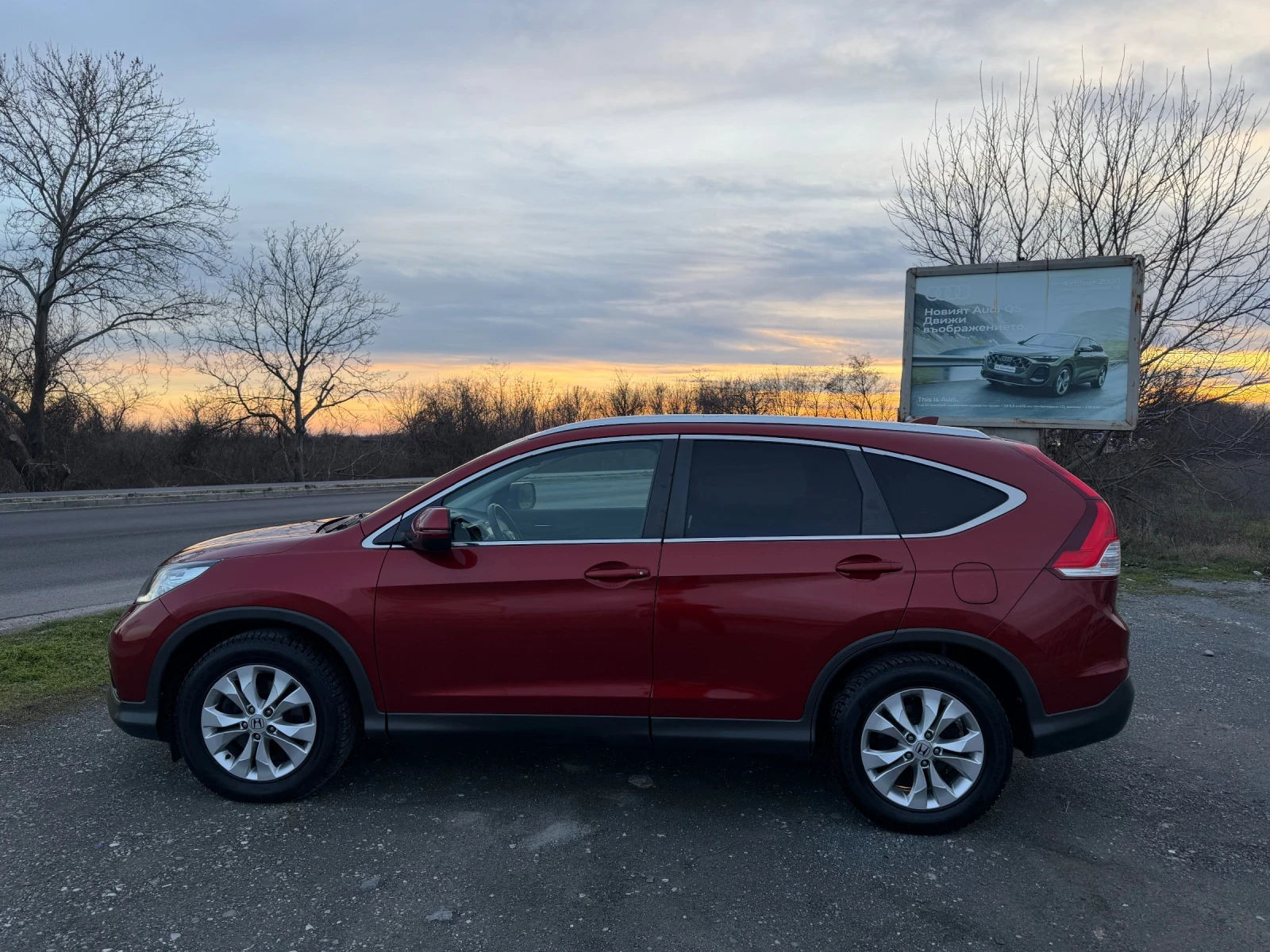 Honda Cr-v 2.2 I-DTEC / EXECUTIVE / ЗАДНА КАМЕРА / НАВИГАЦИЯ  - изображение 8