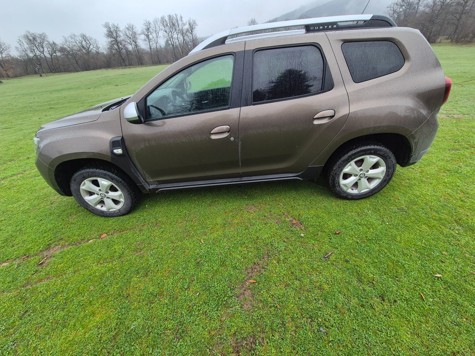 Dacia Duster 1, 6I, снимка 9 - Автомобили и джипове - 54130413