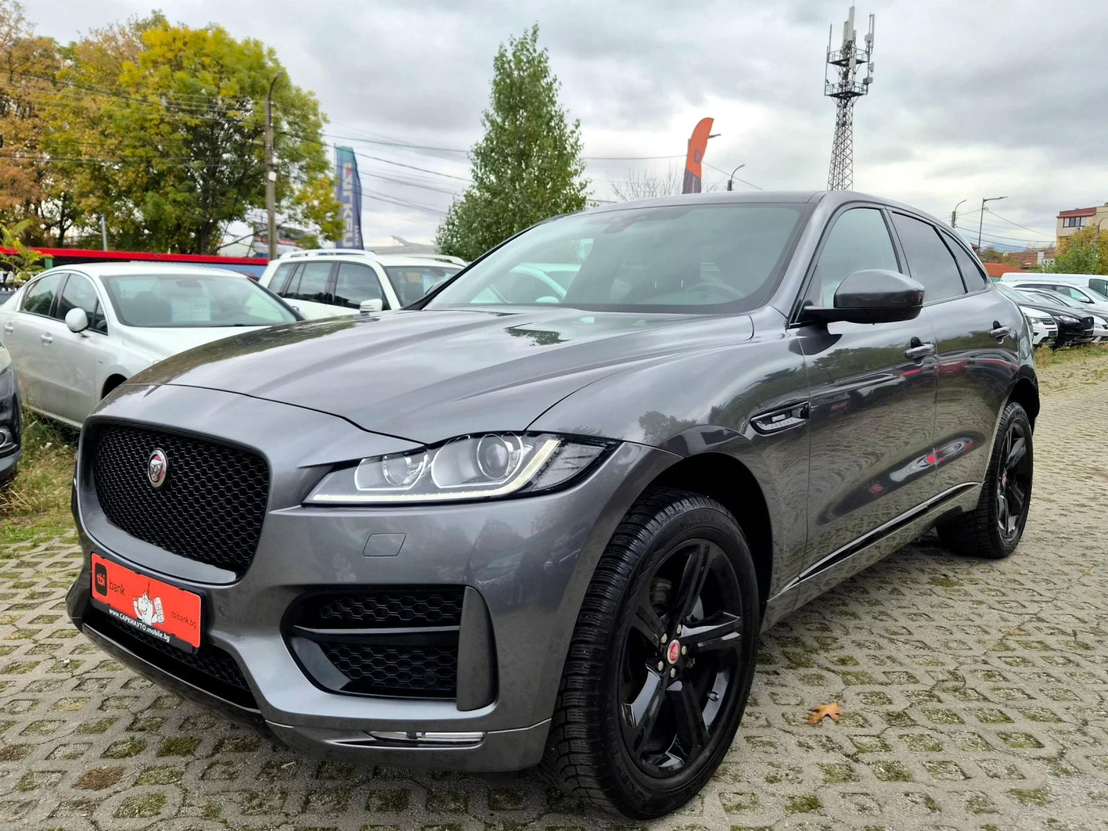 Jaguar F-PACE 2.0D AWD R-SPORT 144000km