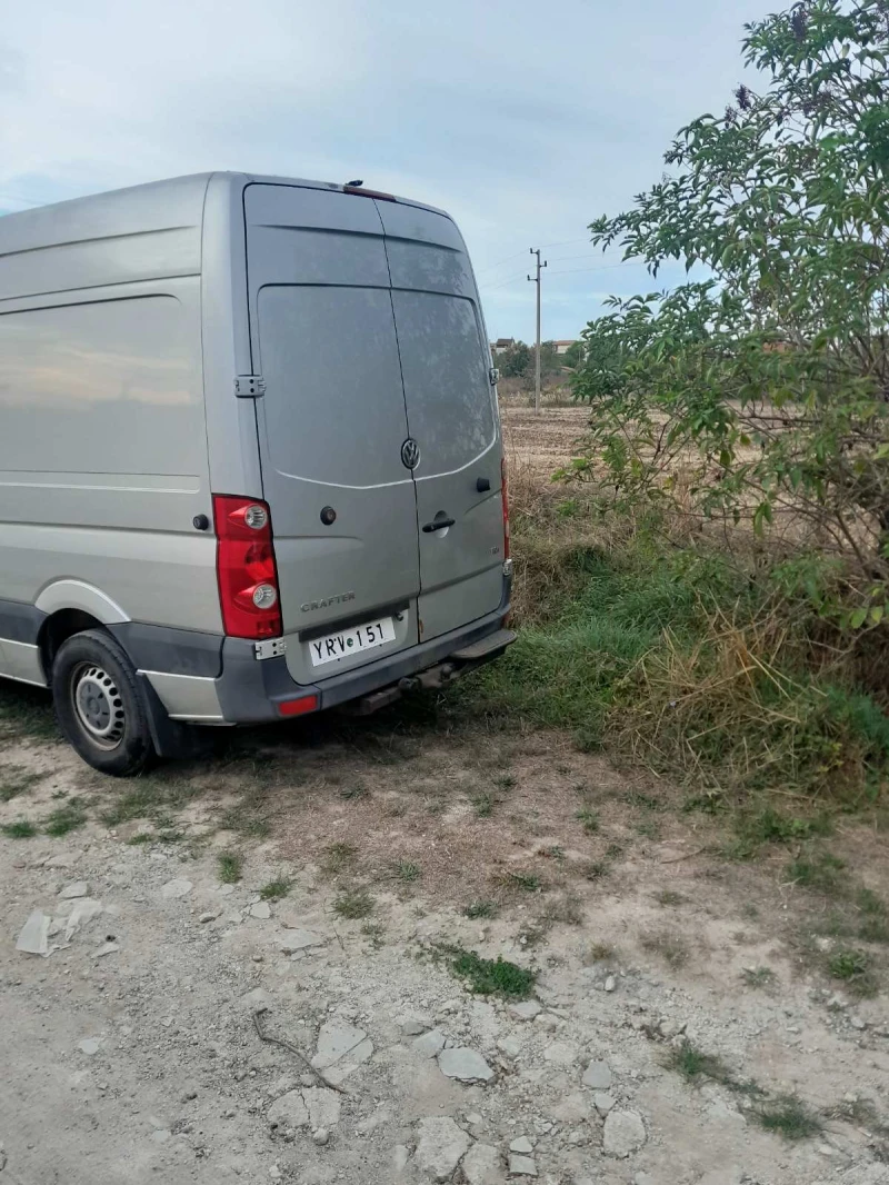 VW Crafter, снимка 3 - Бусове и автобуси - 52882599