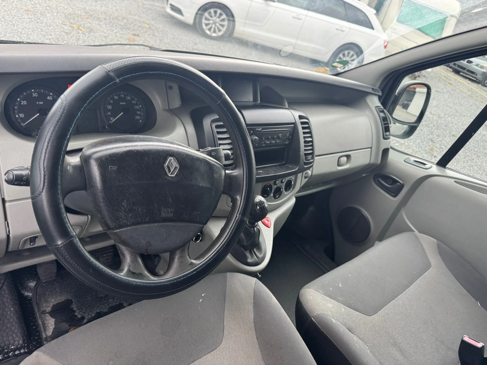 Renault Trafic 2.5CDI KLIMA MAXI  - изображение 9