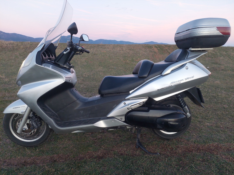Honda Silver Wing Скутер, снимка 2 - Мотоциклети и мототехника - 46360933