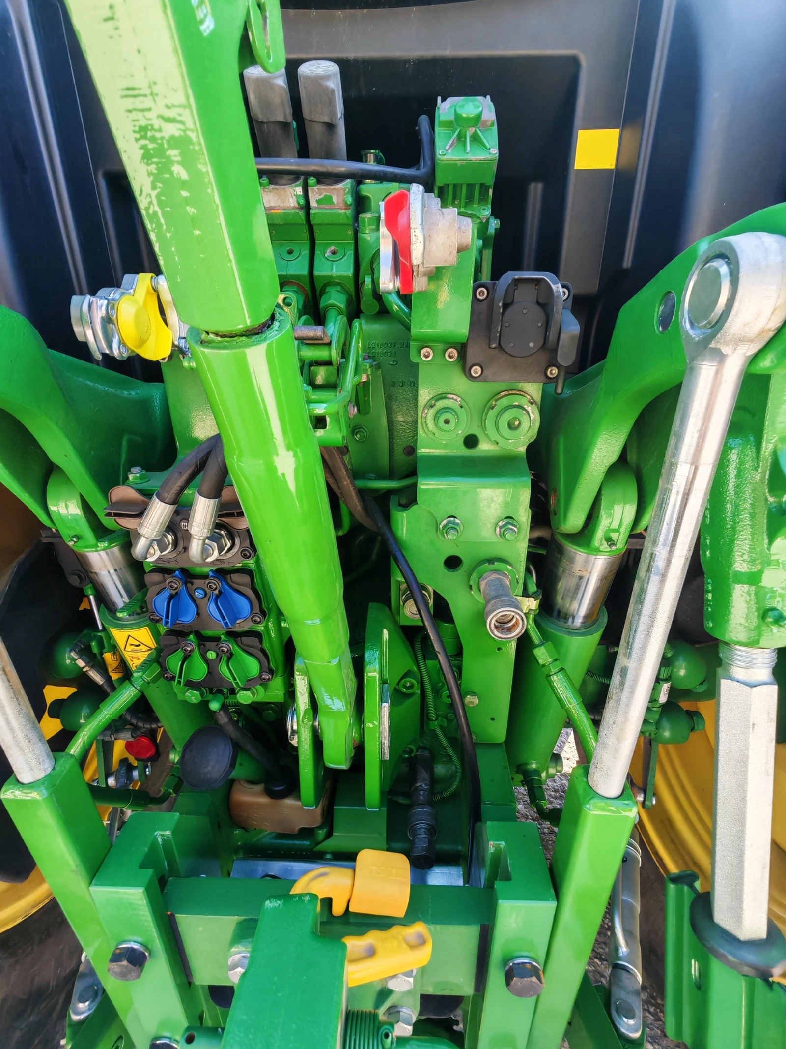 ������� John Deere 6130R ������ � ������������ ������ 20 % | Mobile.bg � ����������� 7