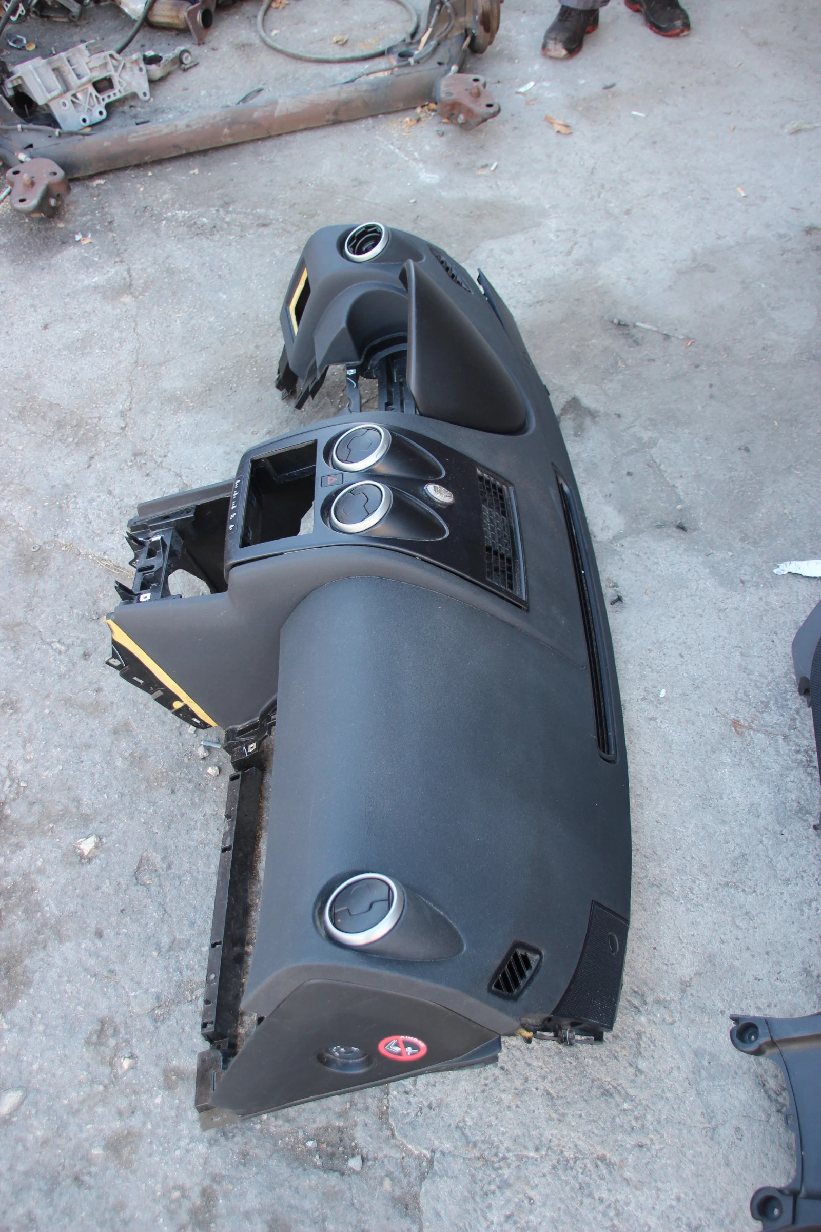      2009 .  | Mobile.bg   2