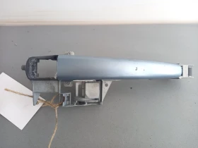 Дръжка врата предна лява външна Пежо 5008 (с)