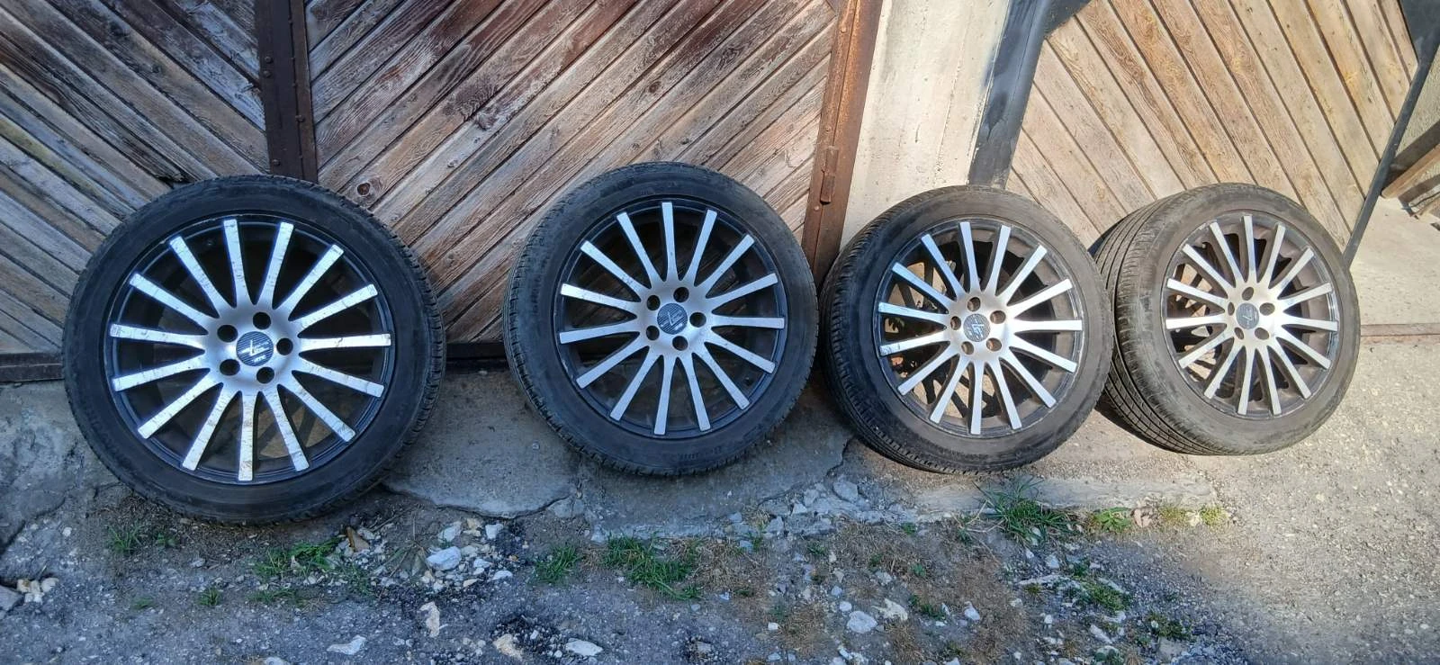 Гуми с джанти Barum 225/45R17
