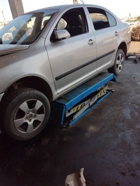 Skoda Octavia 1.9tdi/1.6б, снимка 8