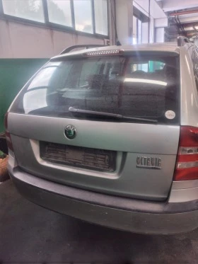 Skoda Octavia 1.9tdi/1.6б, снимка 15
