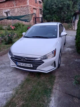 Hyundai Elantra, снимка 2