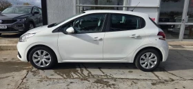 Peugeot 208 66734км., снимка 7