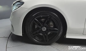 Mercedes-Benz E 220 E220d Coupe, снимка 5