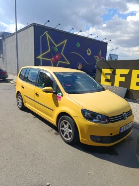 VW Touran 1.6 TDI, снимка 1